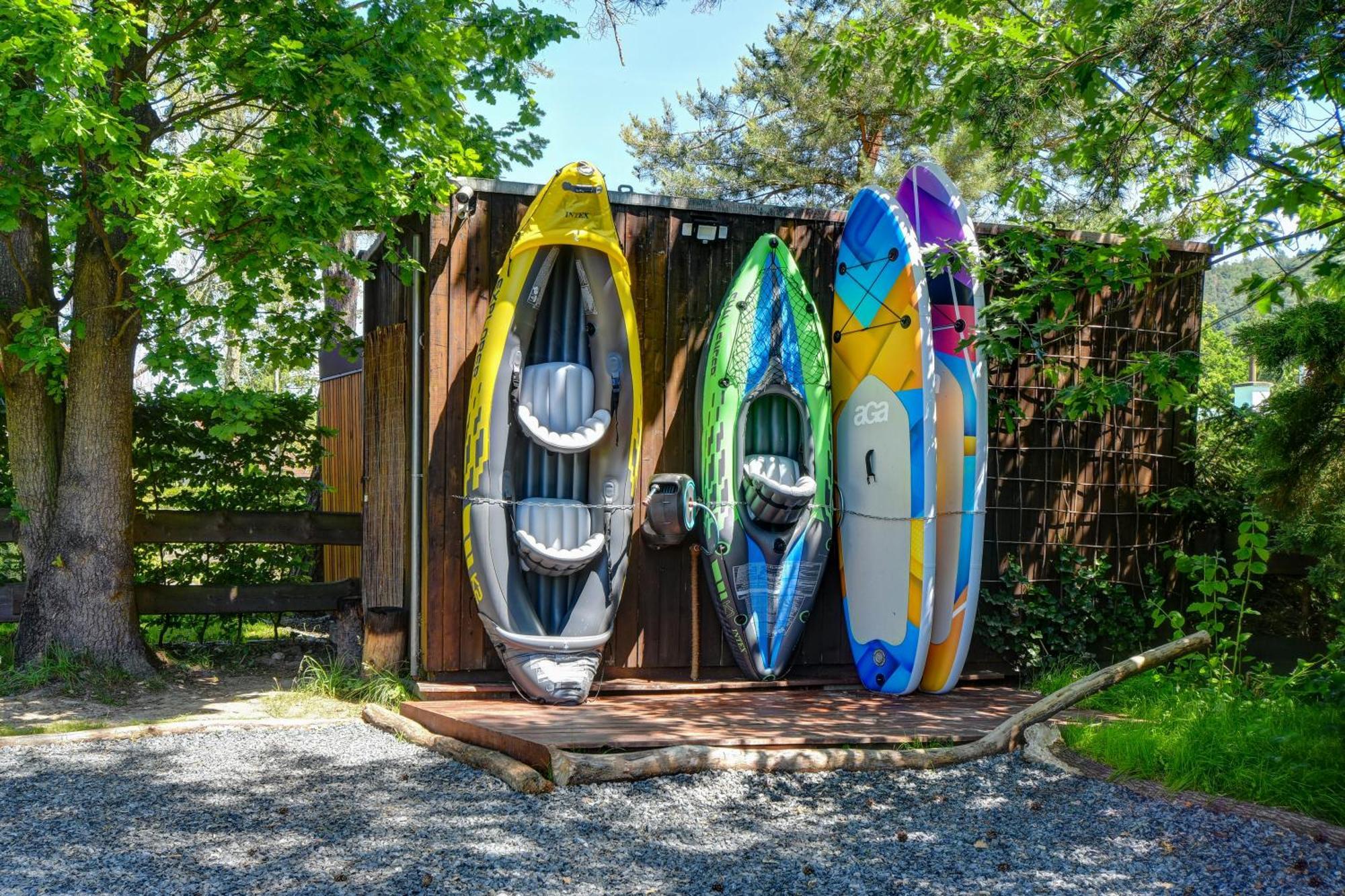 Hotel Tiche Misto Glamping Slapy nad Vltavou Exterior foto